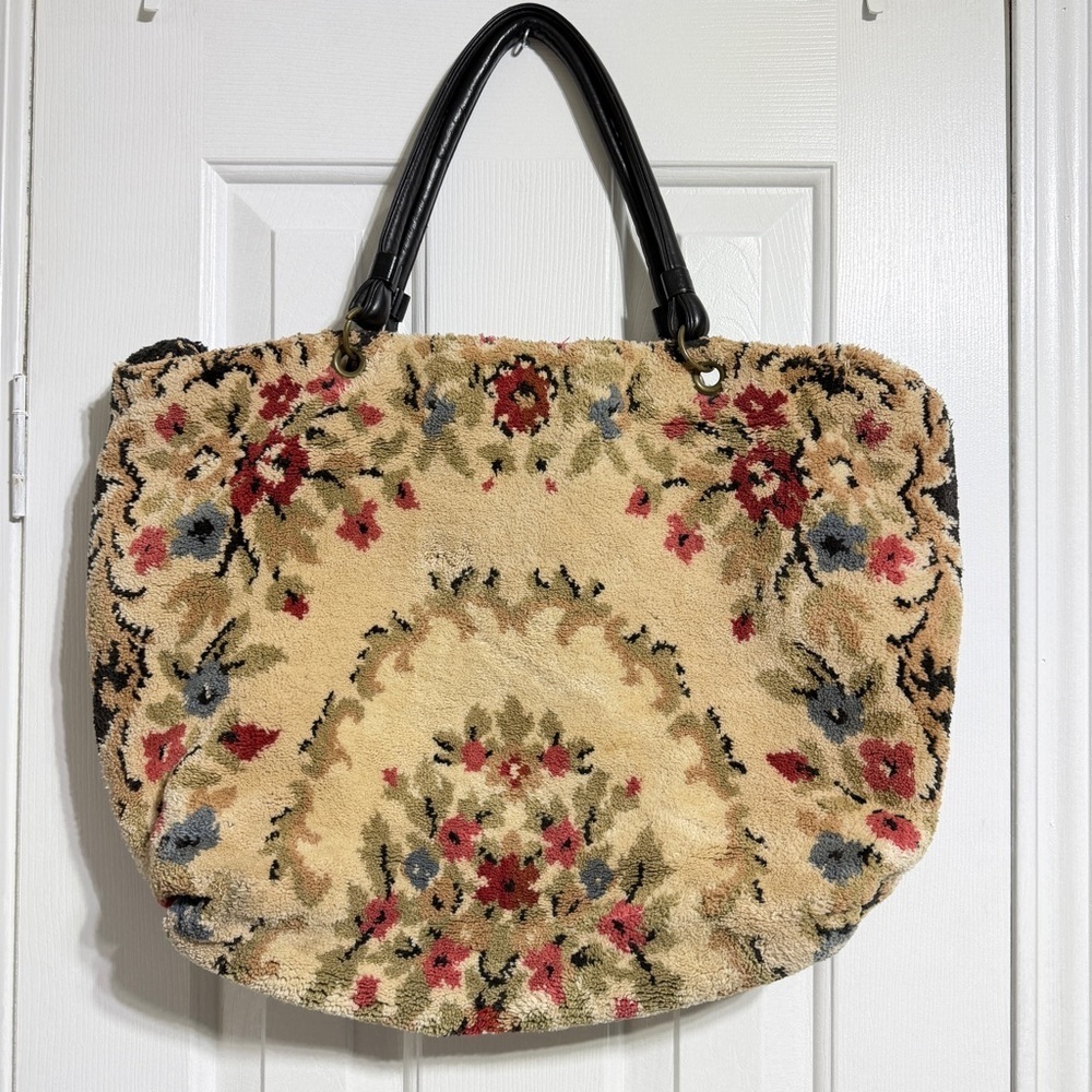 Vintage 50’s 60’s floral carpet tote shoulder back leather handles